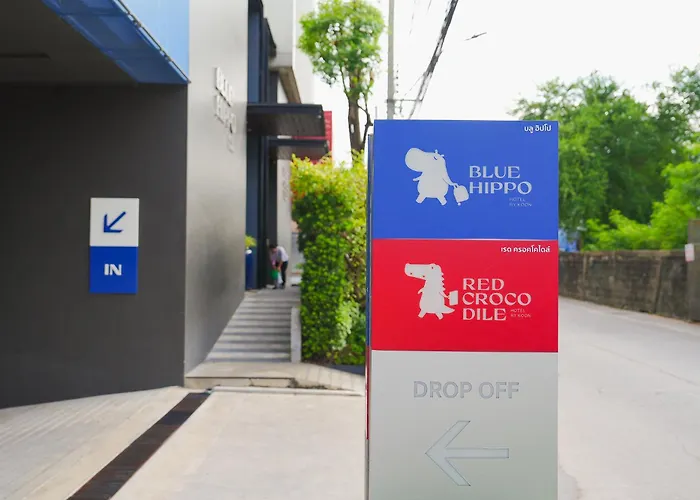 Blue Hippo & Red Crocodile Bangkok